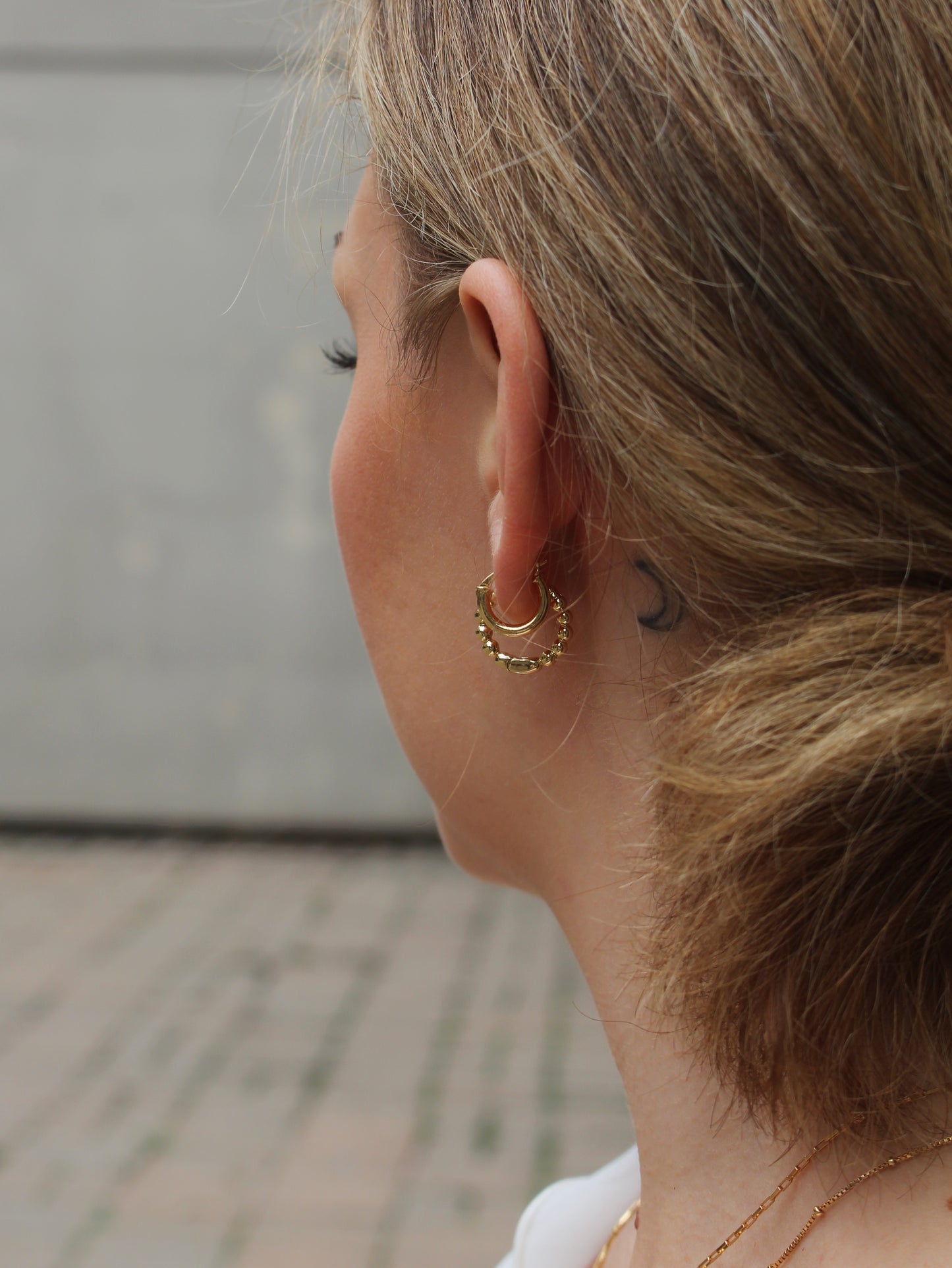 Mini Lola hoop earrings