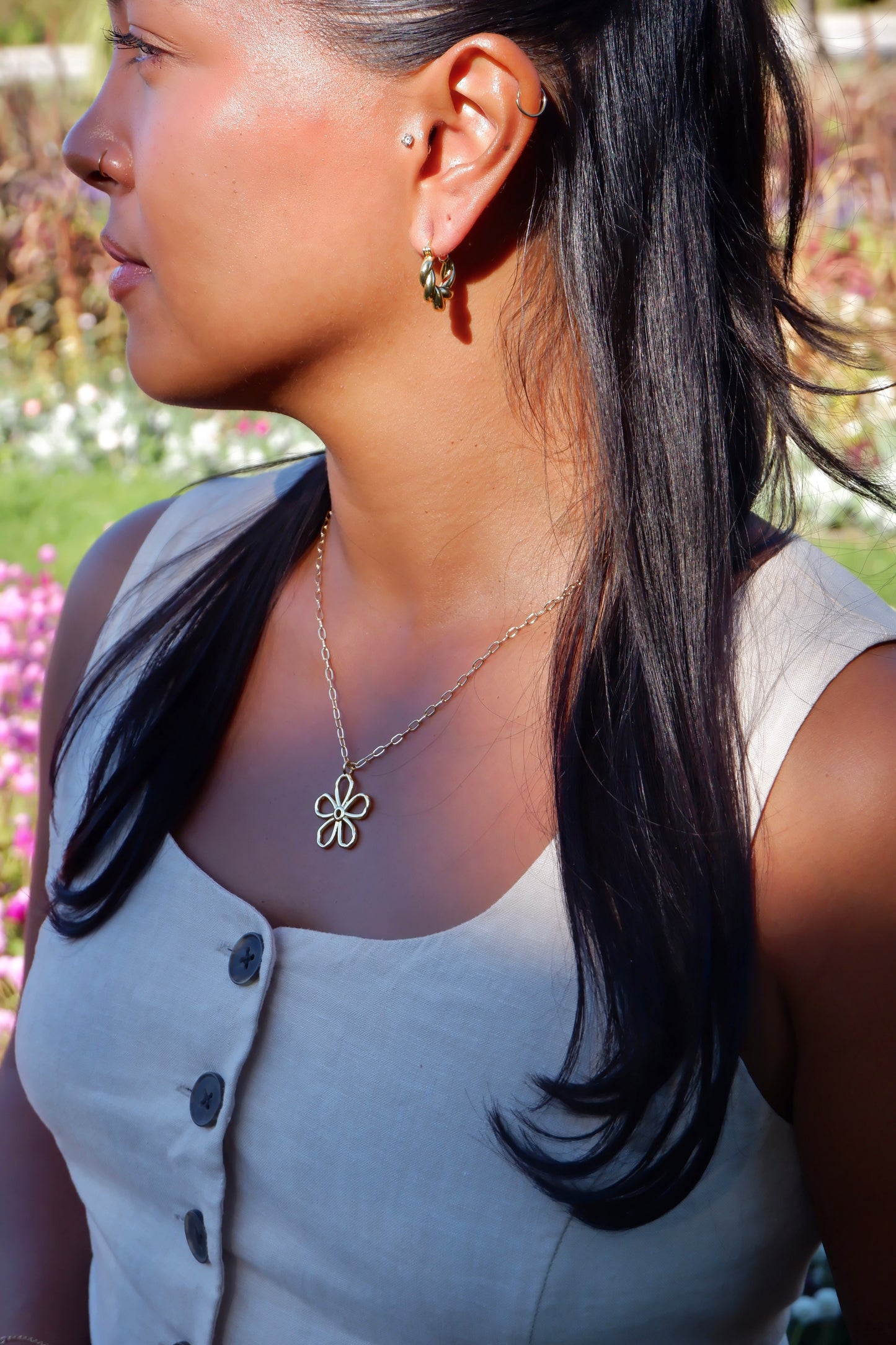 In bloom necklace