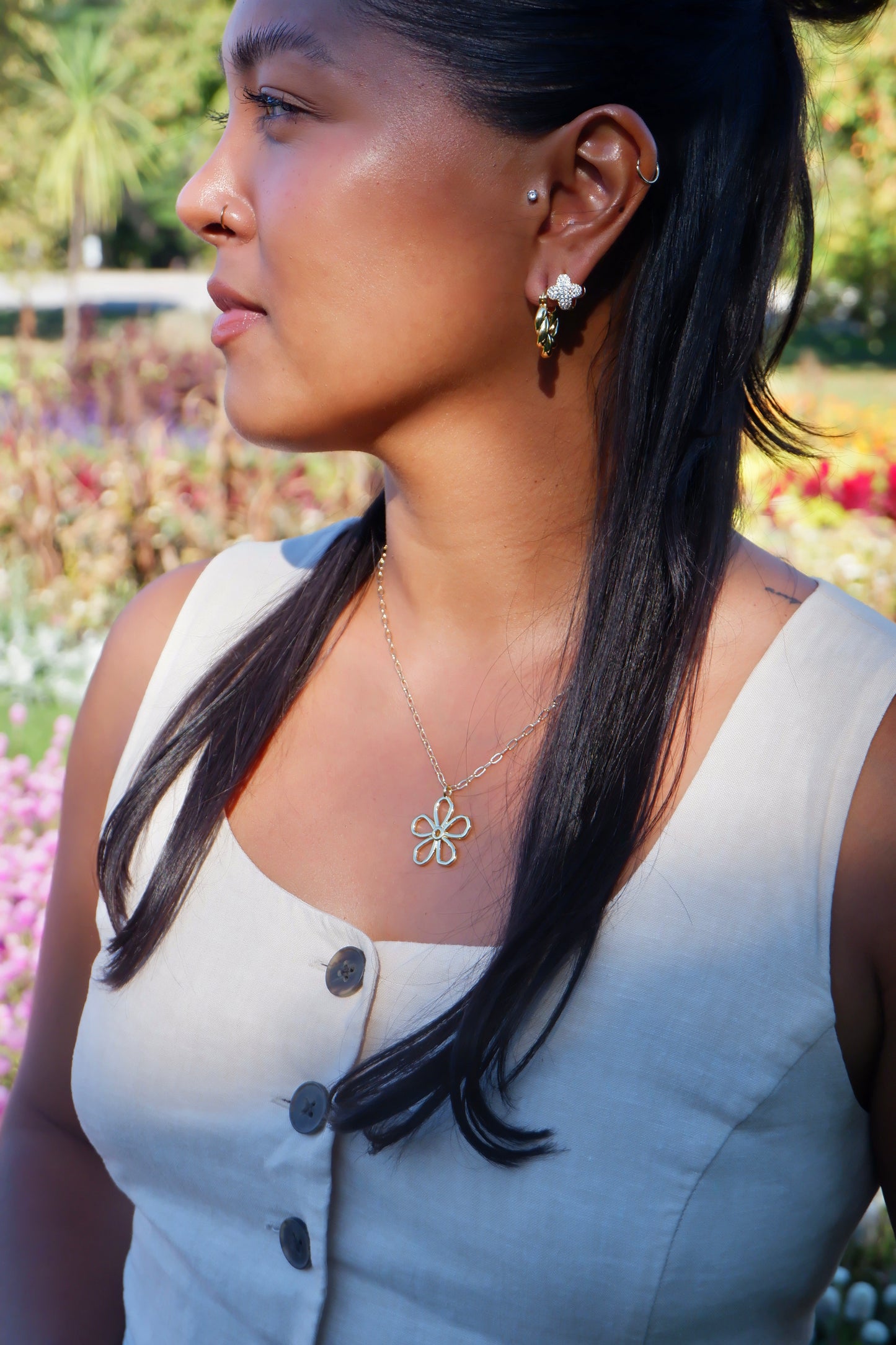 In bloom necklace