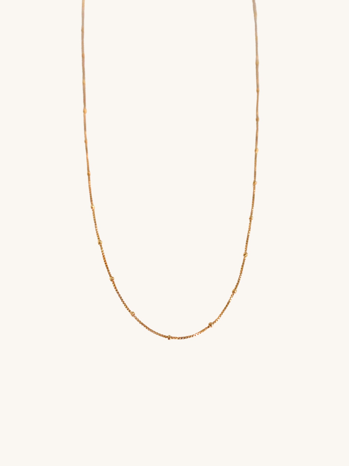 Essential box chain necklace