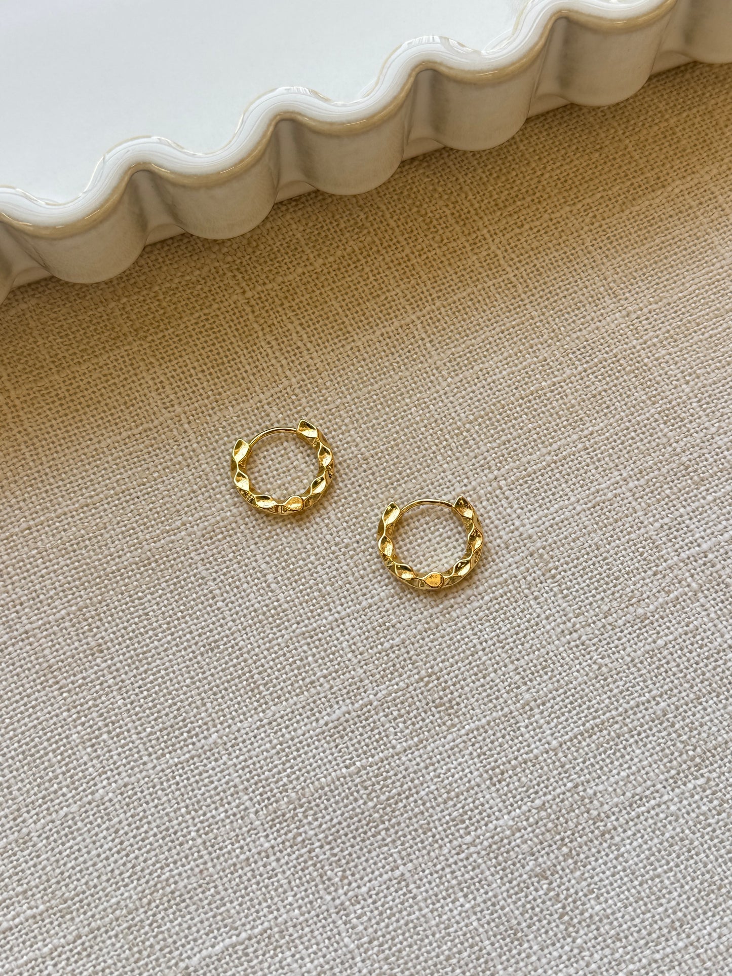 Guilia textured hoop earrings