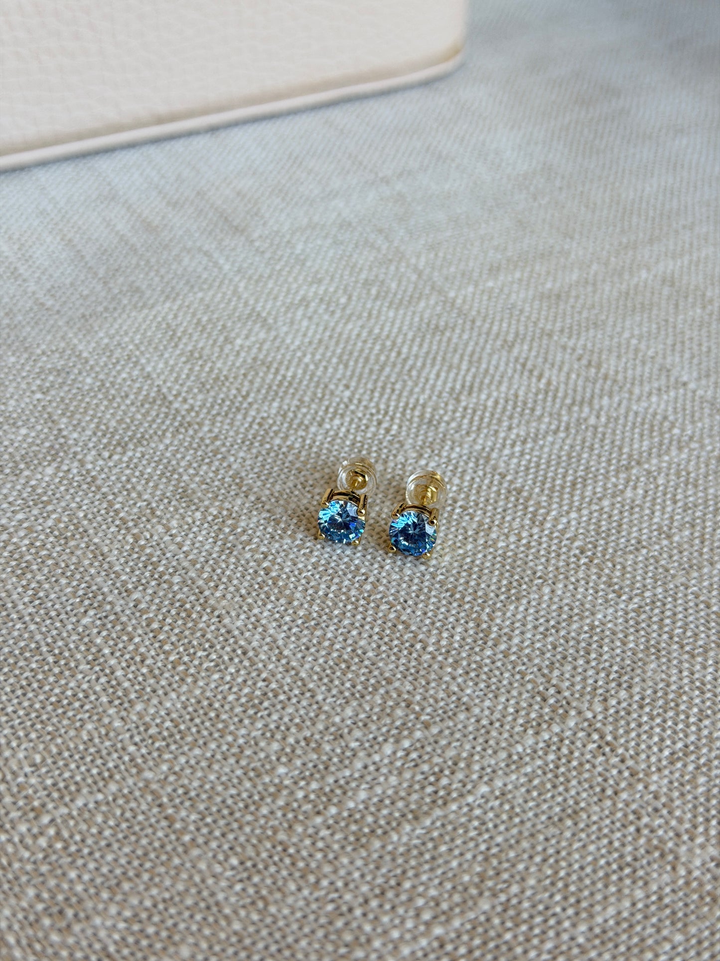 Radiance stud earrings