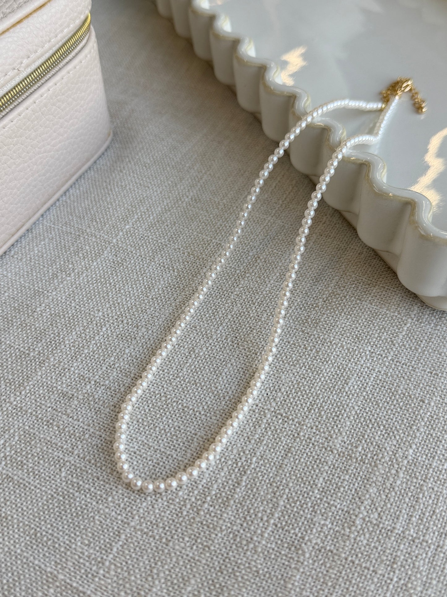 The Aurelia mini pearl necklace
