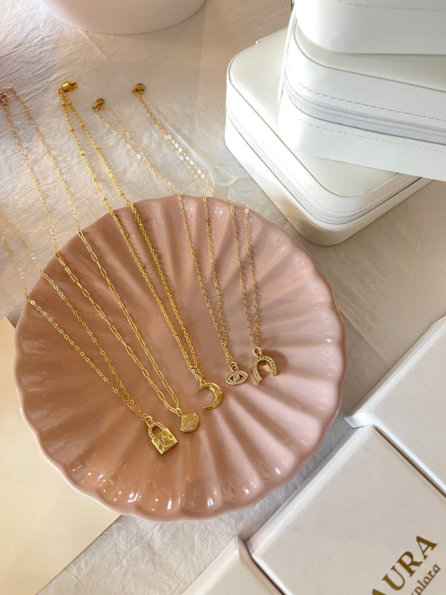 Dainty Evil Eye necklace