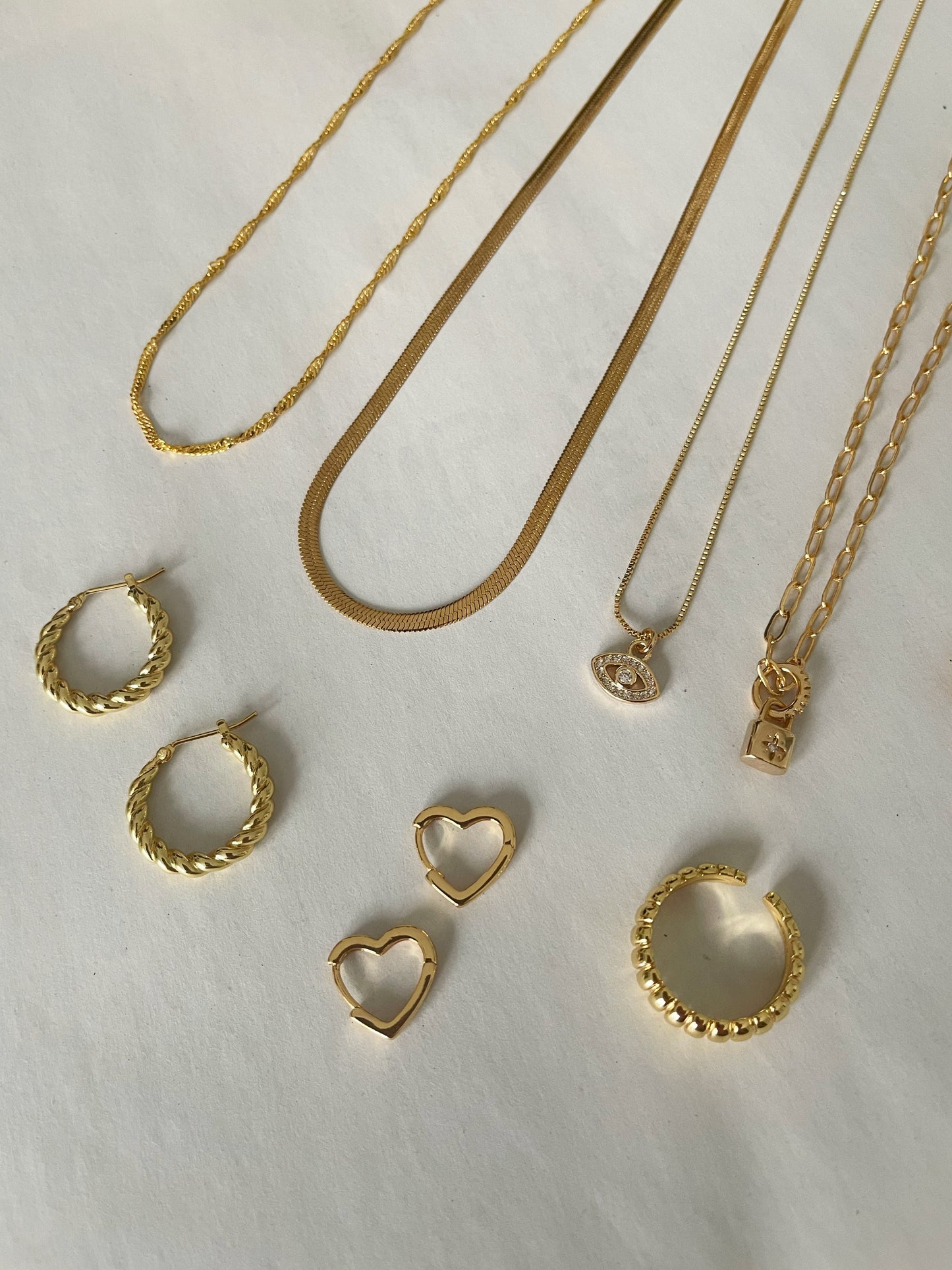 Lolita heart earrings
