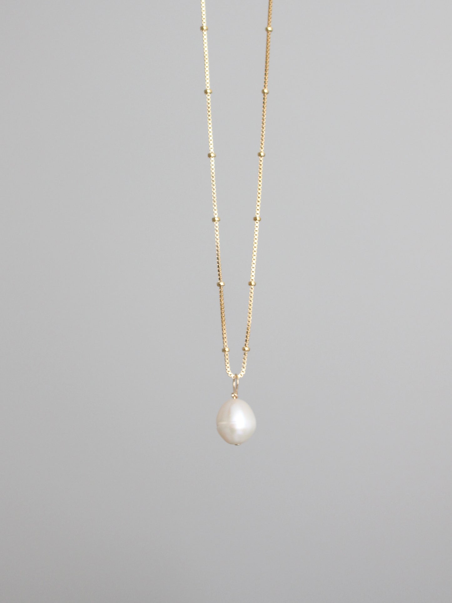 Pearl hoop charm | White pearl