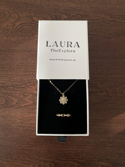 Dainty snowflake necklace