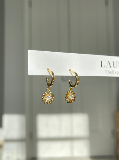 Gold-filled daisy flower earrings