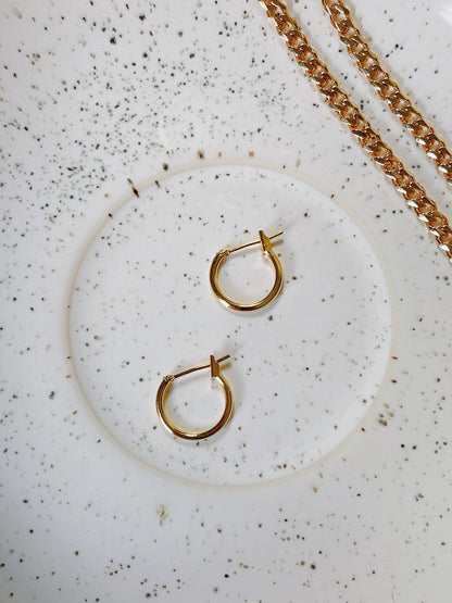 Simple Gold-filled Hoop earrings
